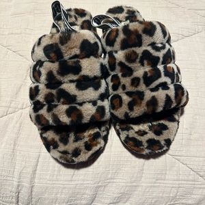 UGG Fluff Yeah Slides